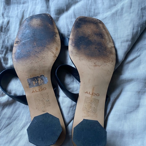 Cute scrappy black cheetah heels - Picture 2 of 6